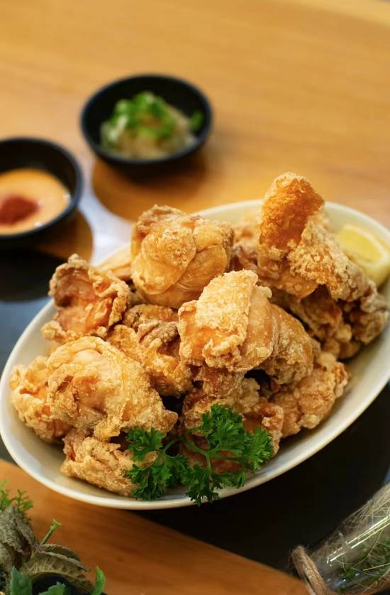 Chicken Karaage Family Pack / 唐揚炸雞家庭分享餐（附辣醬、橘柑和風醬）